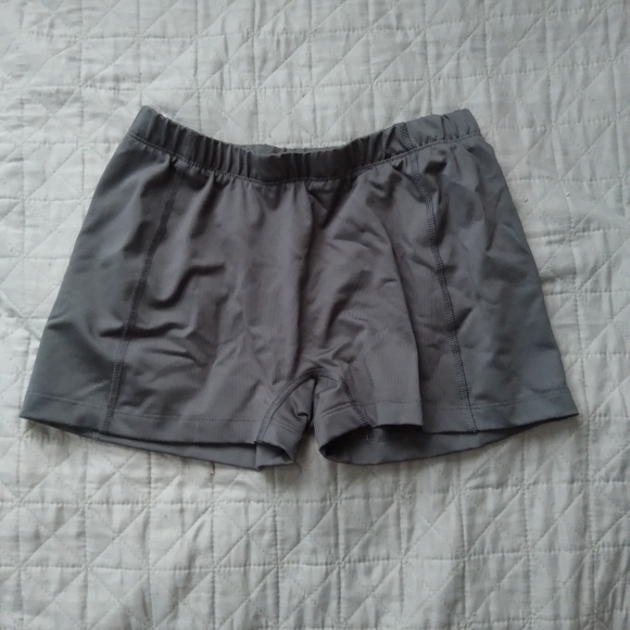 Spandex - Picture 1 of 3